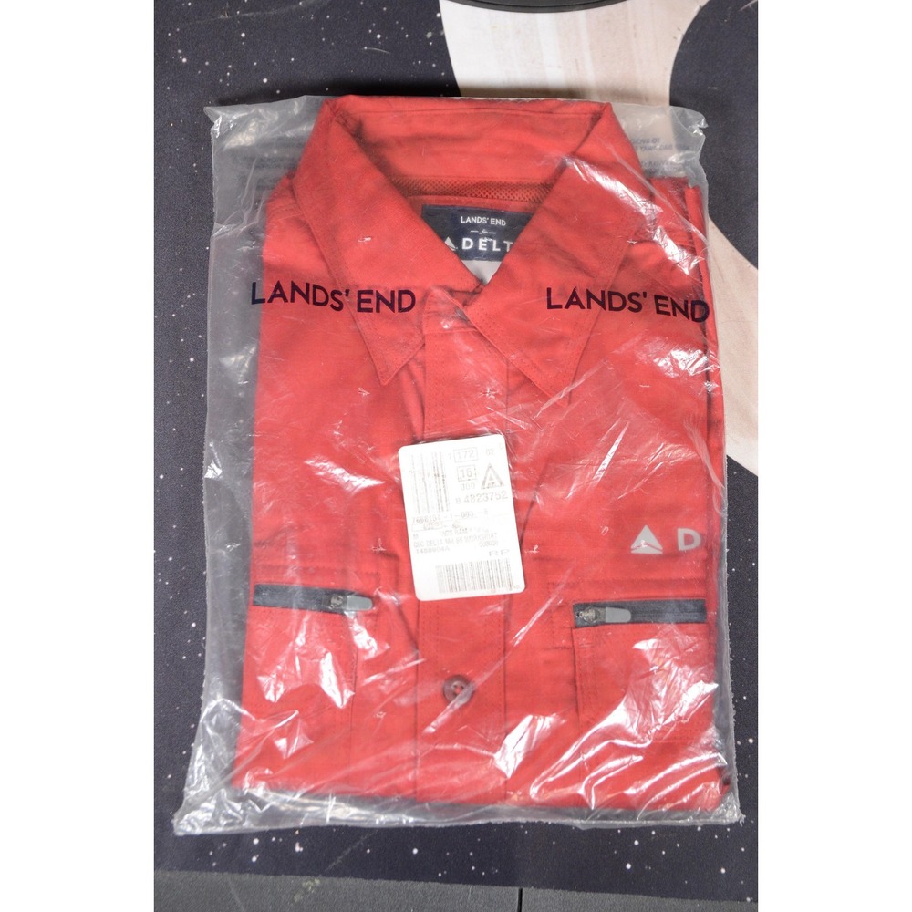 Lands' End Delta Shirt Mens Medium Red Work Short Sleeve Button Up Zip Pockets